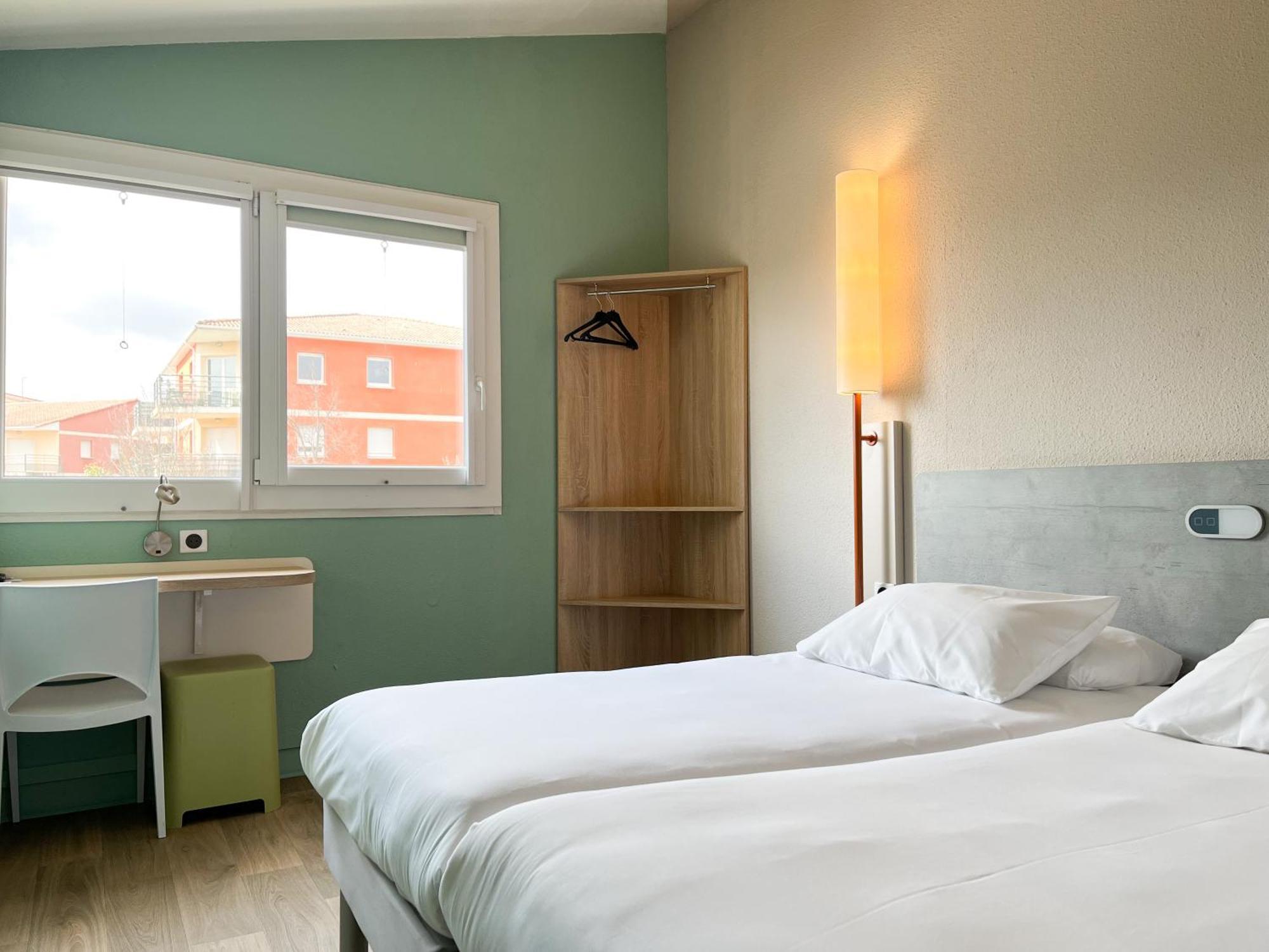 Ibis Budget Saint Christol Les Alès Exterior foto